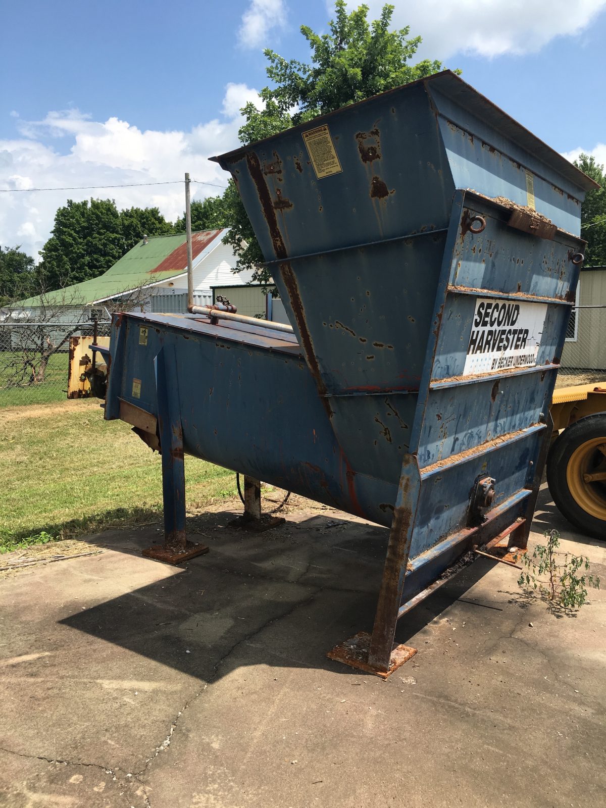 1994 Becker Underwood Second Harvester